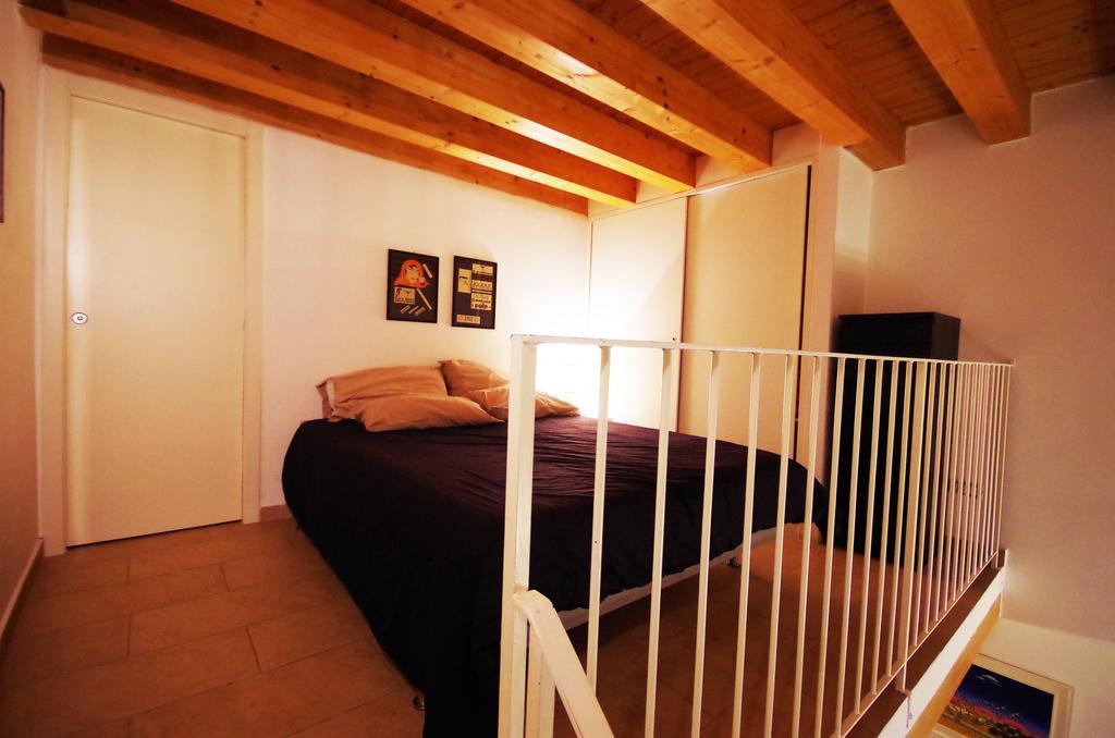 Piazzetta Santa Barbara Apartment Bari Room photo