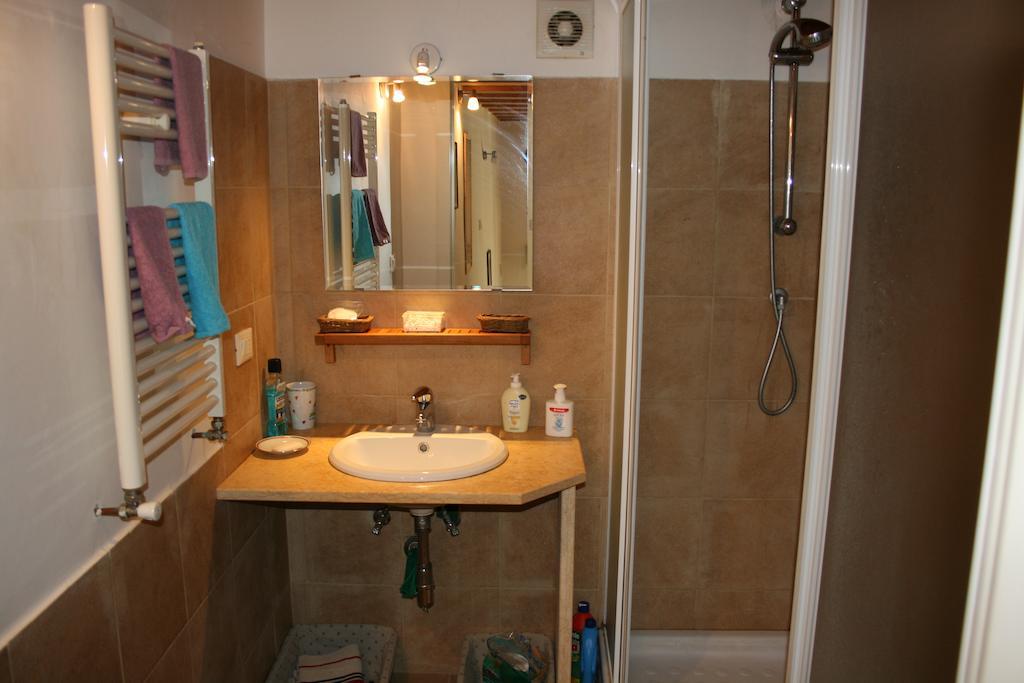 Piazzetta Santa Barbara Apartment Bari Room photo